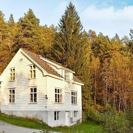 Feriehus Holiday Førde